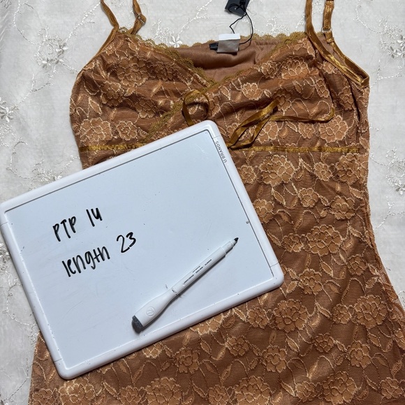 Vintage Y2K Gold Lace Fairycore Tank Top Size Large - Picture 4 of 4